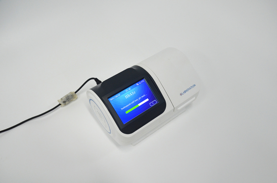Analyseur d'Opreation POCT HbA1c d'étape de l'analyseur un de hématologie de sang total pour l'essai médical